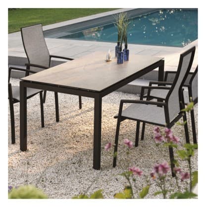 Stern Outdoor-Möbel: Qualität für draußen