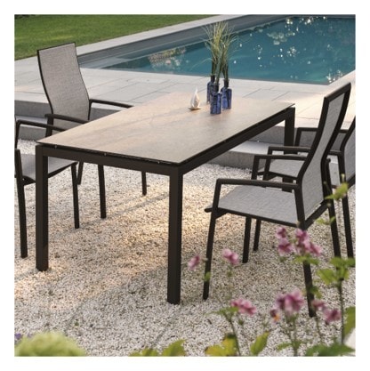 Stern Outdoor-Möbel: Qualität für draußen
